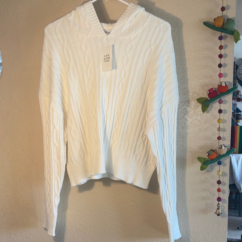 NWT And Now This white cable-knit hooded sweater featuring a textured design a
